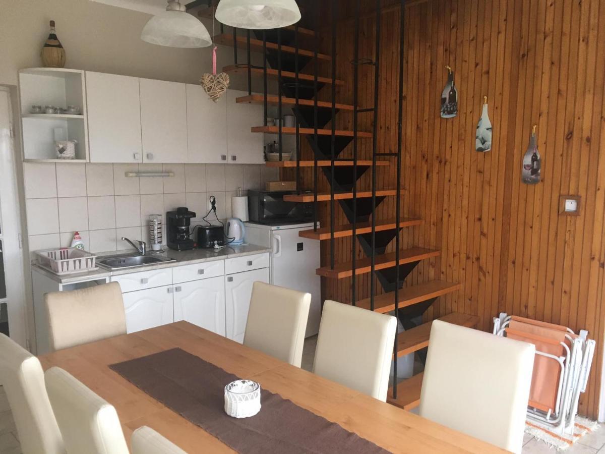 Tompos Vendégház és pince Villány Extérieur photo